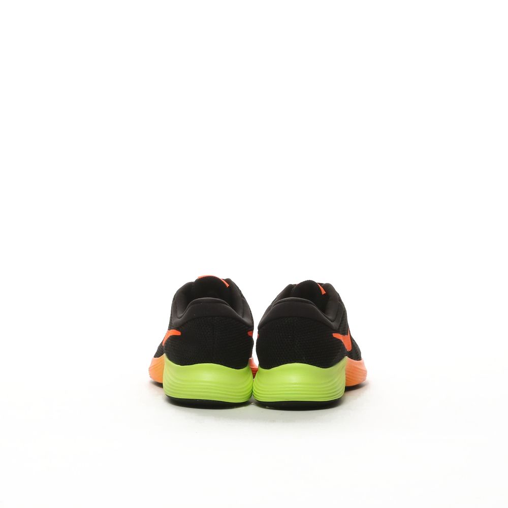nike revolution 4 fade