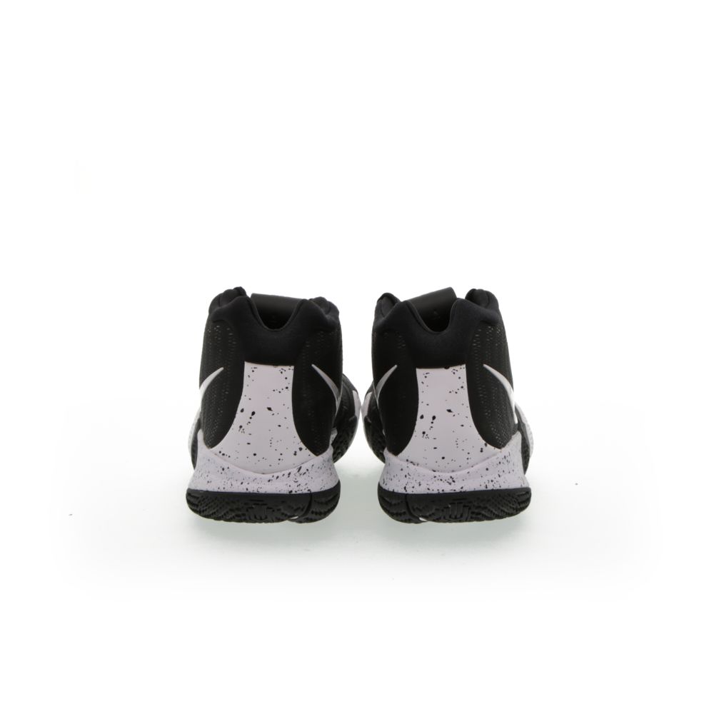 kyrie 4 team black