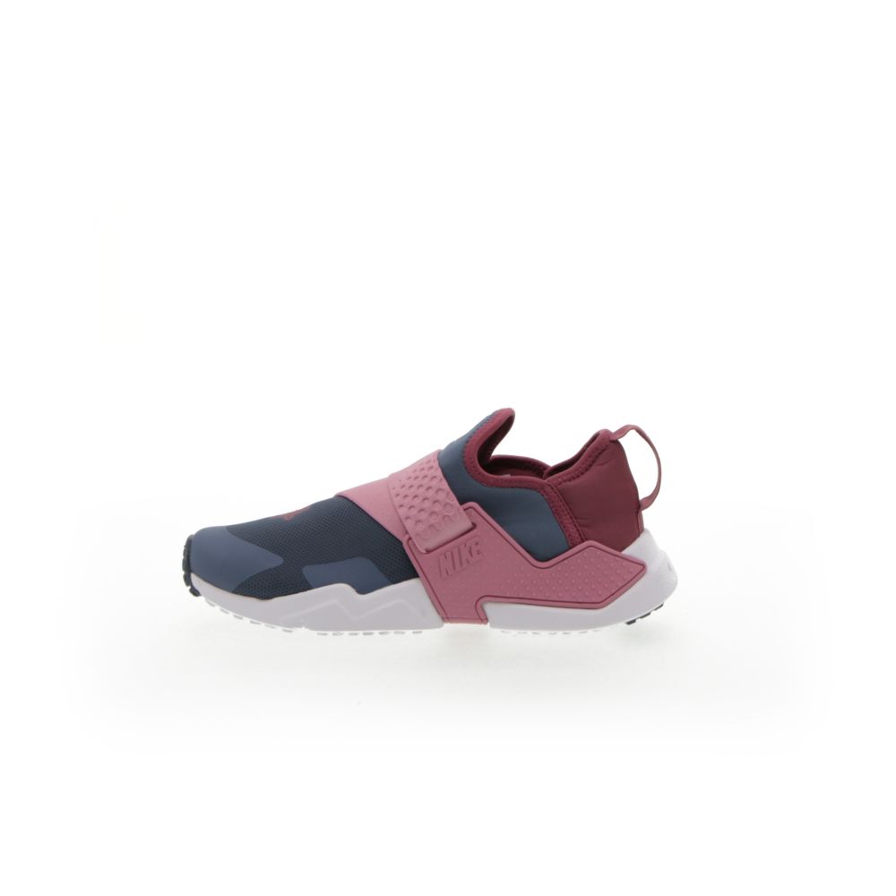 nike huarache elemental pink